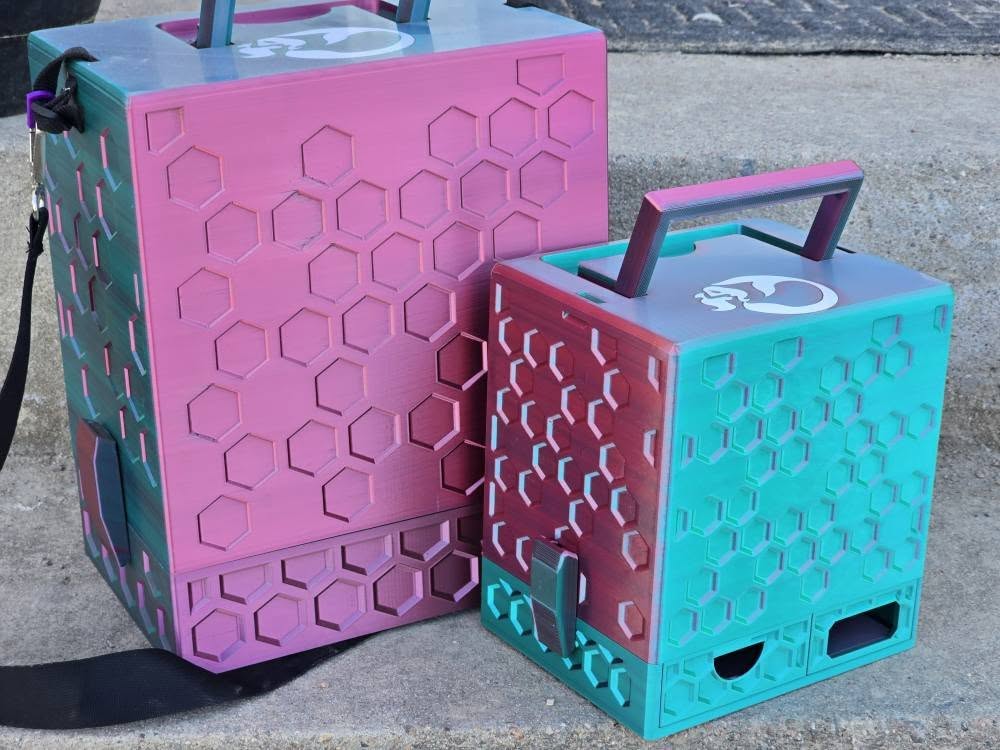 Honeycomb carrying case for the Electric Eel Nano 1 and 2