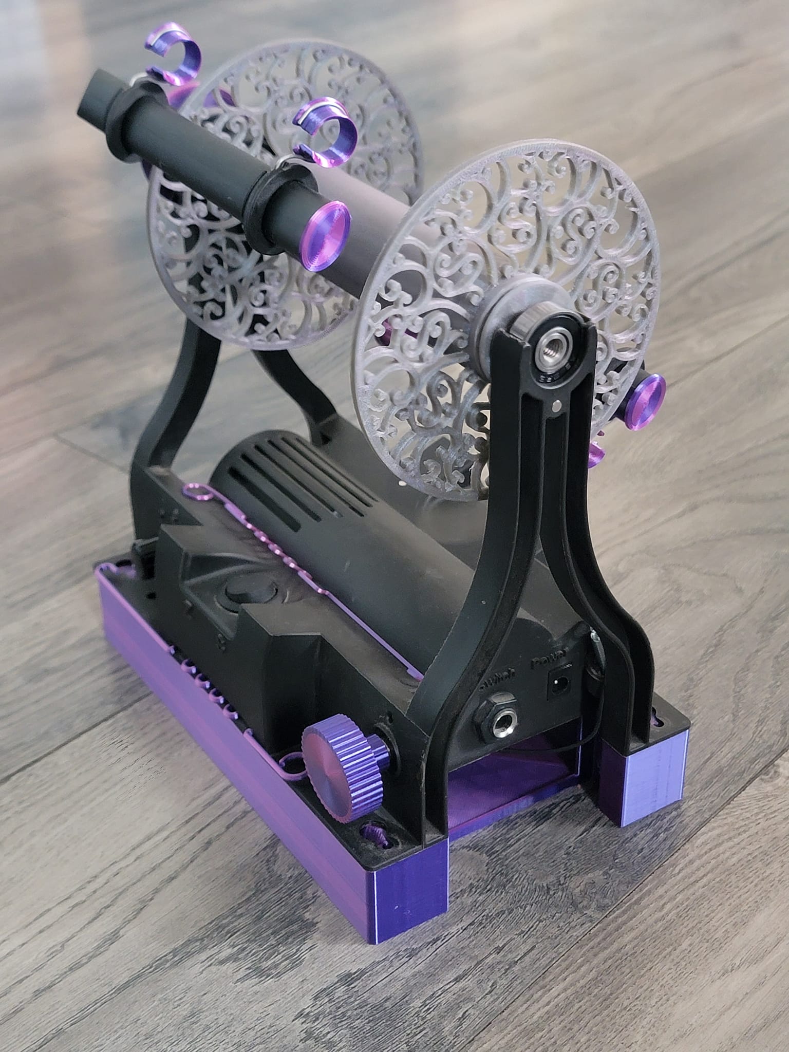 Electric Eel 6 bobbin,  Filigree