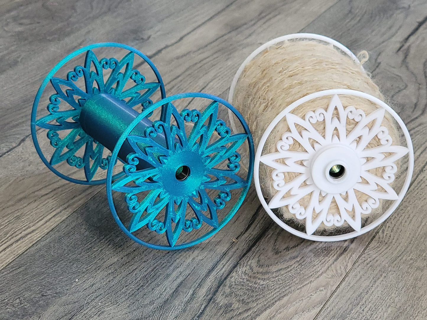 Electric Eel 6 bobbin,  Starburst Design