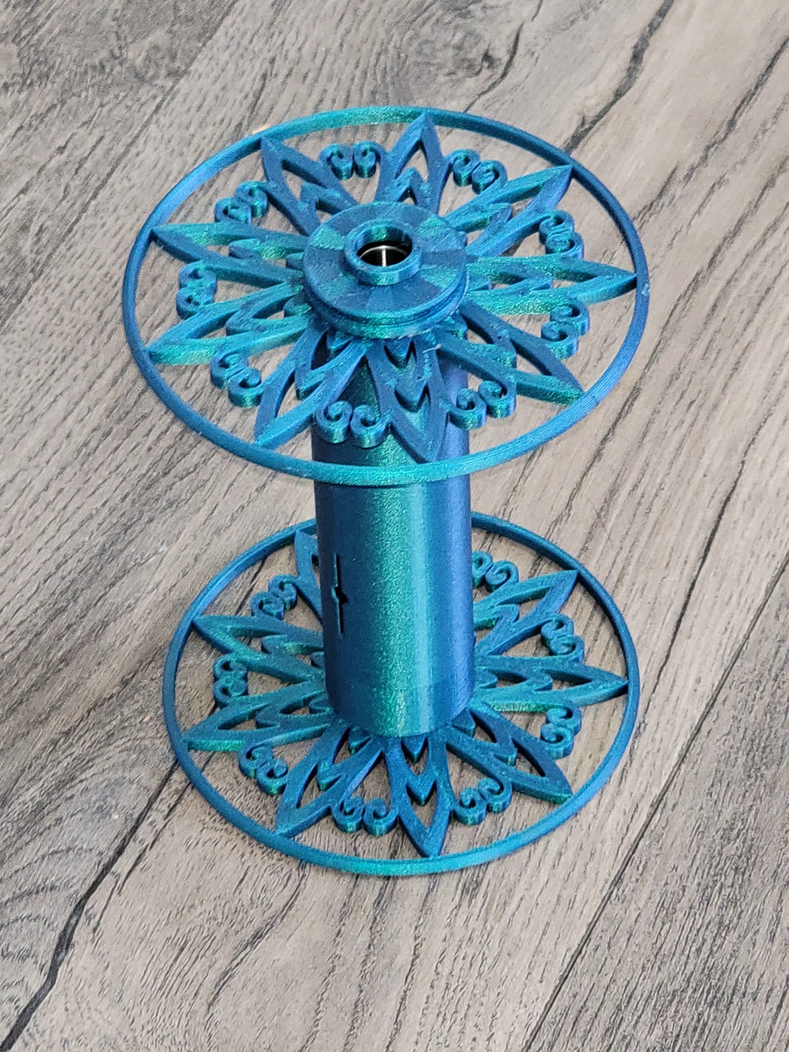 Electric Eel 6 bobbin,  Spinning Vines