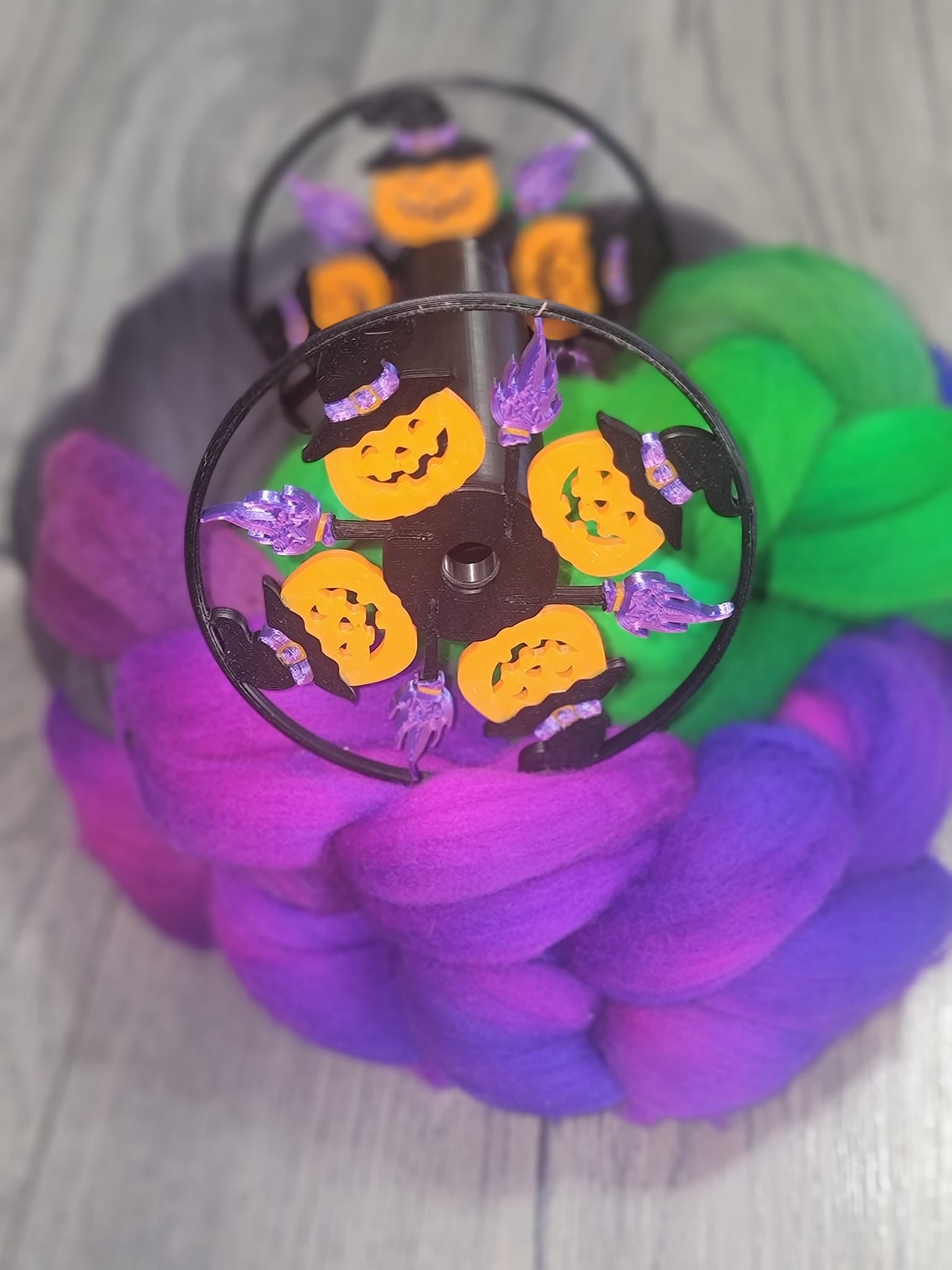 Electric Eel 6 and Nano, Halloween Bobbins, Pumpkin, Witches, Black Widow