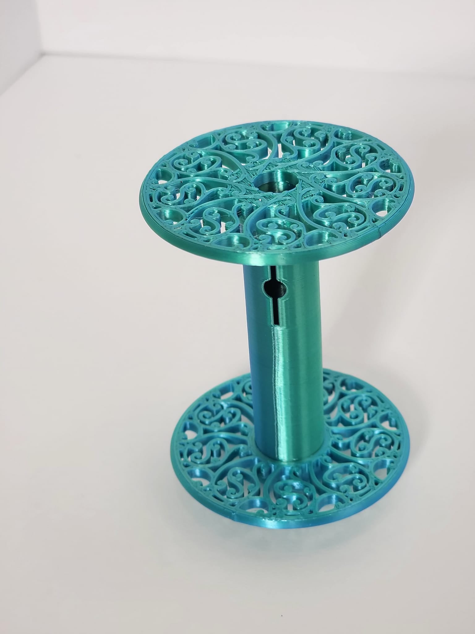Electric Eel 6 bobbin,  Spinning Vines