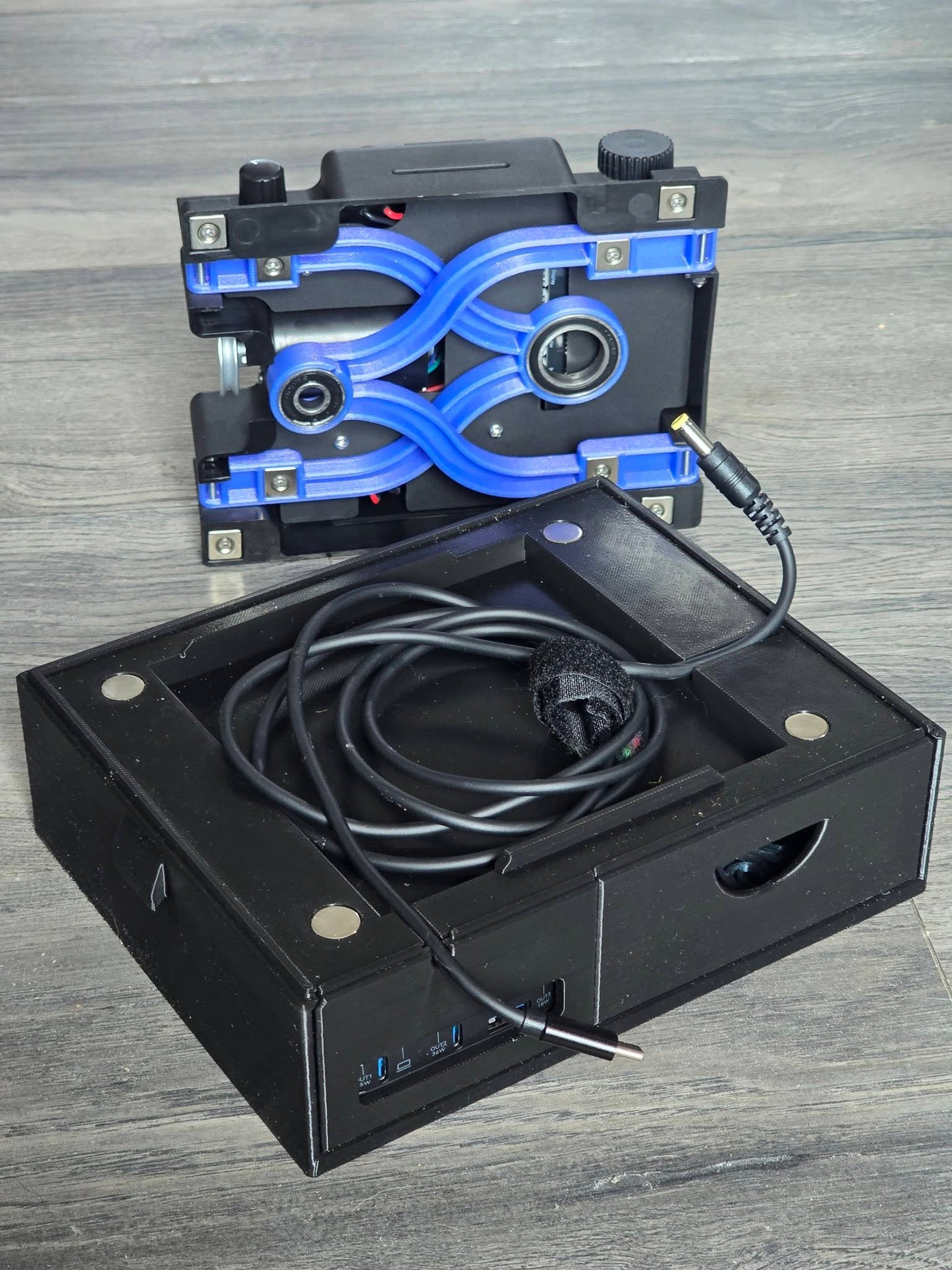 Electric Eel Fold Box