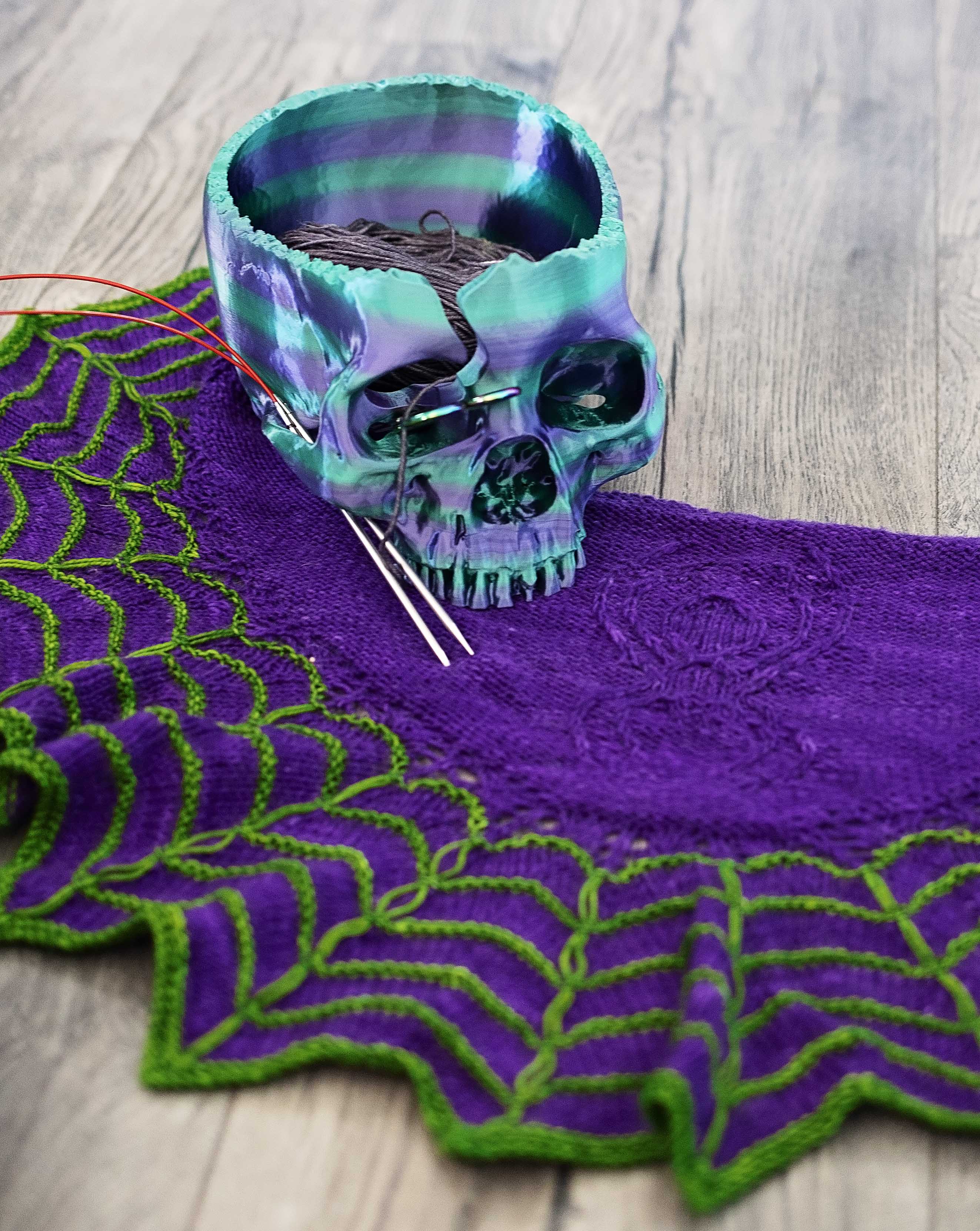 Skull yarn bowl